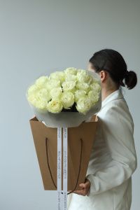 Моно из 21 розы Мондиаль (комплект) Моно из 21 розы Мондиаль (комплект)