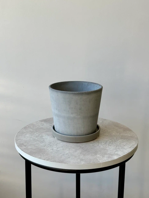 Горшок бетон (d17.5 / h15.5) серый конус