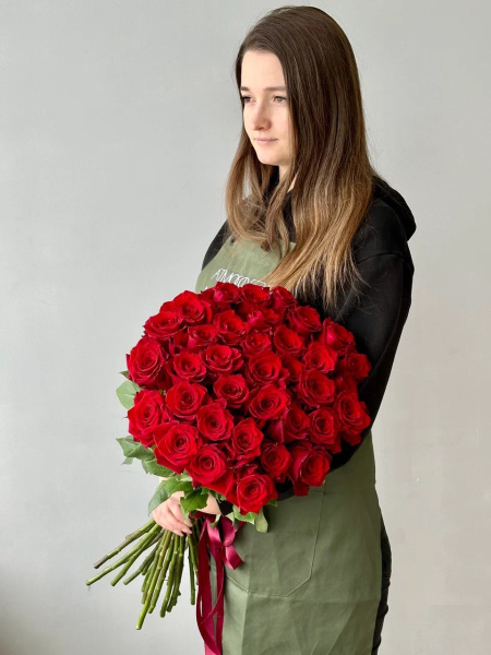 №557 - 35 красных эквадорских роз №557 - 35 красных эквадорских роз